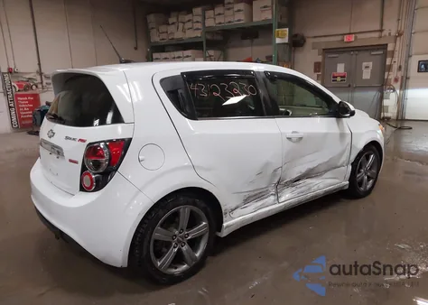 2013 Chevrolet Sonic Rs Manual из США, поврежденный, VIN 1G1JH6SB4D4245311